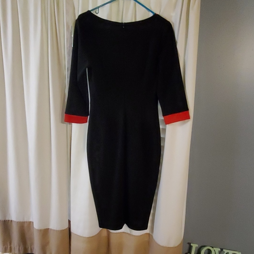 Dress - Picture 2 of 3